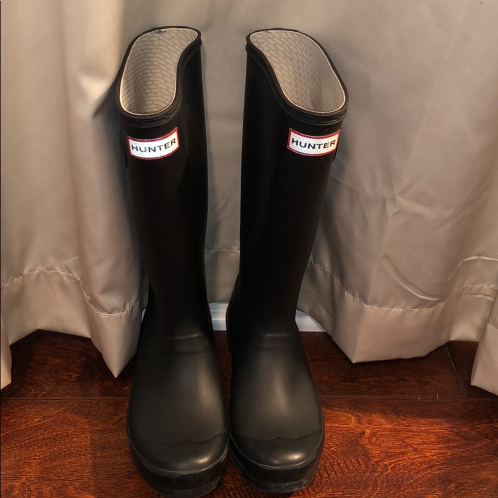 Big Kid’s Hunter Rain boots-Girl’s 5 / Women’s 6.5